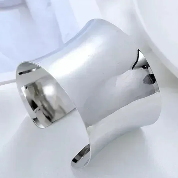 Silver Cuff Bracelet Chic Sleek - Picture 6 of 7